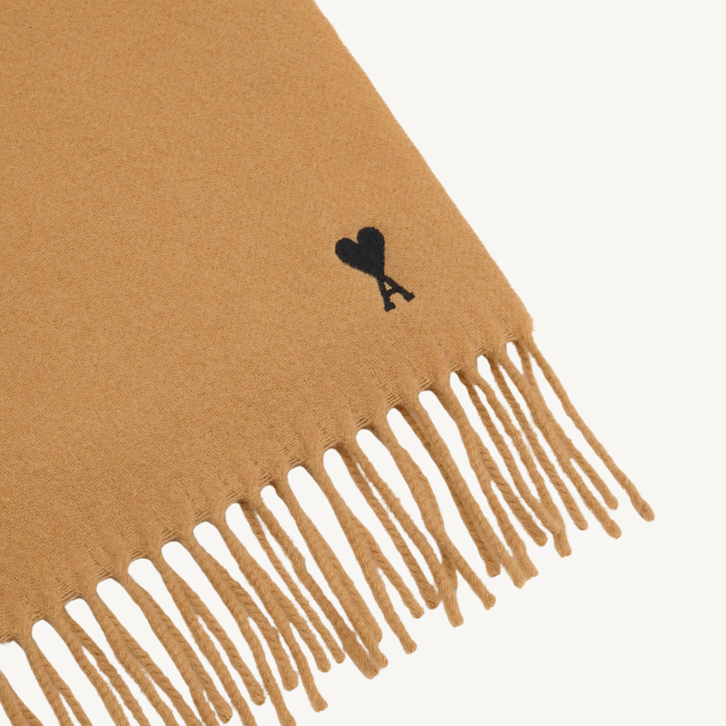 AMI de Coeur Wool Scarf