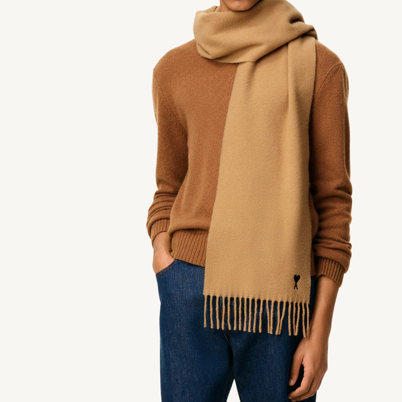 AMI de Coeur Wool Scarf