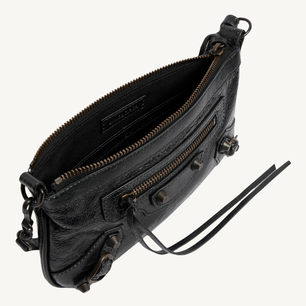 Le City Pouch On Strap