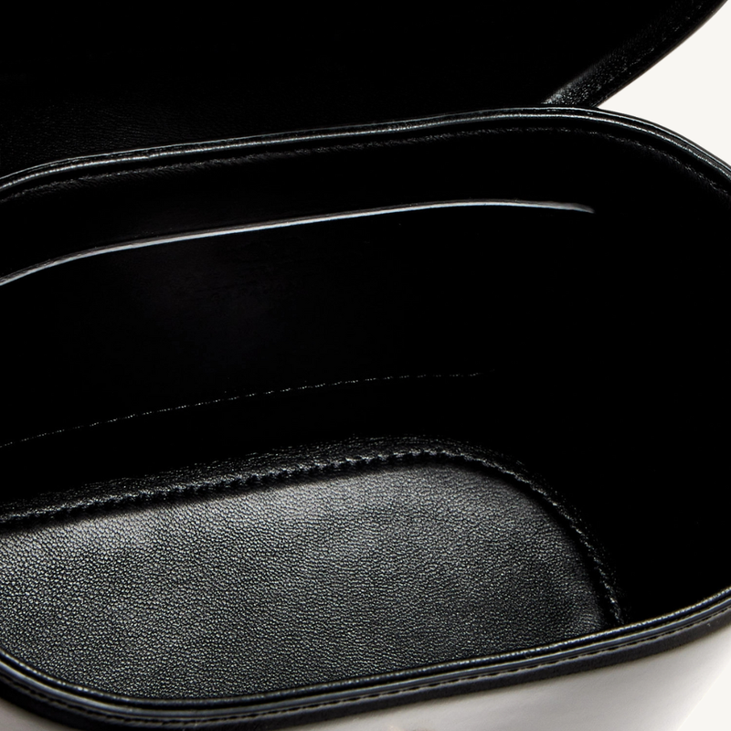 Vain Vanity Bag