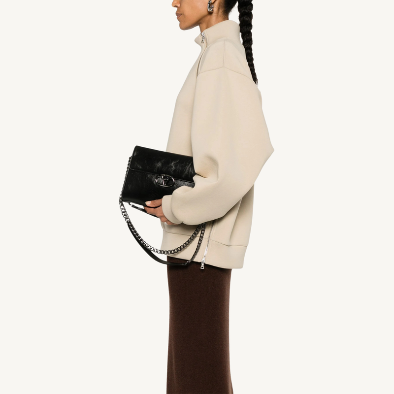 Vlogo Medium Bold Edition