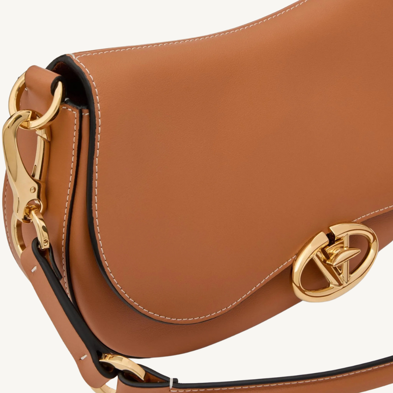 Ohval Small Shoulder Bag