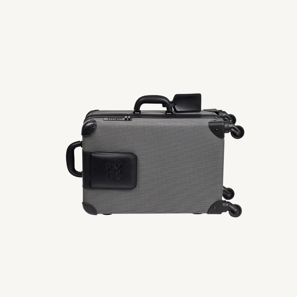 حقيبة نيوما السوداء المحمولة