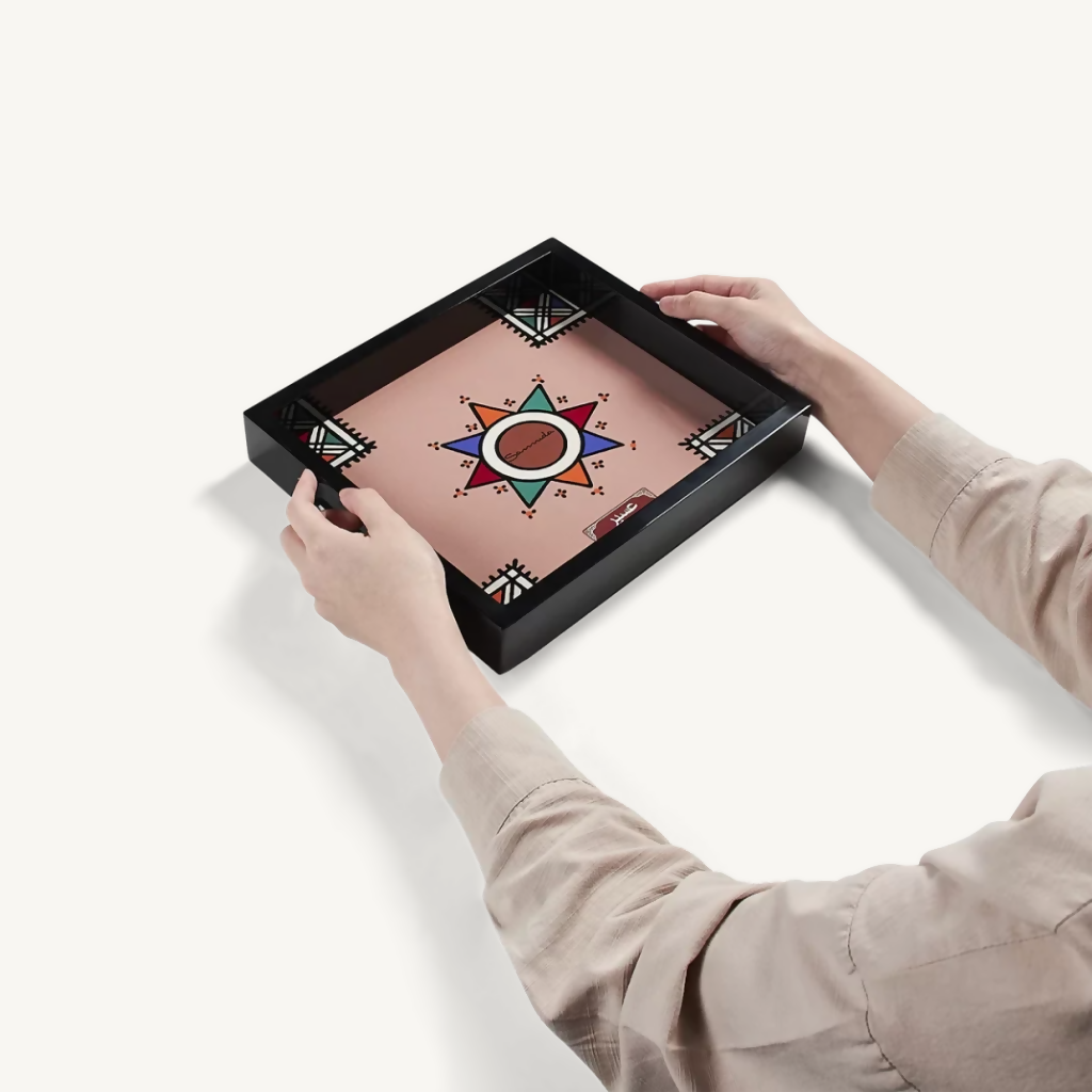 صينية خشبية بتصميم عسيري (طقم كامل)