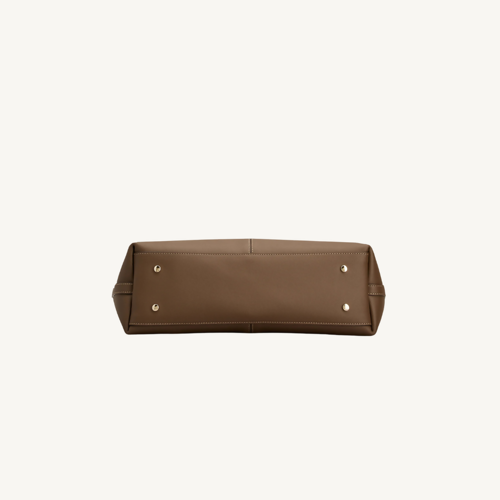 Shopping Bag in Leather Medium-Small