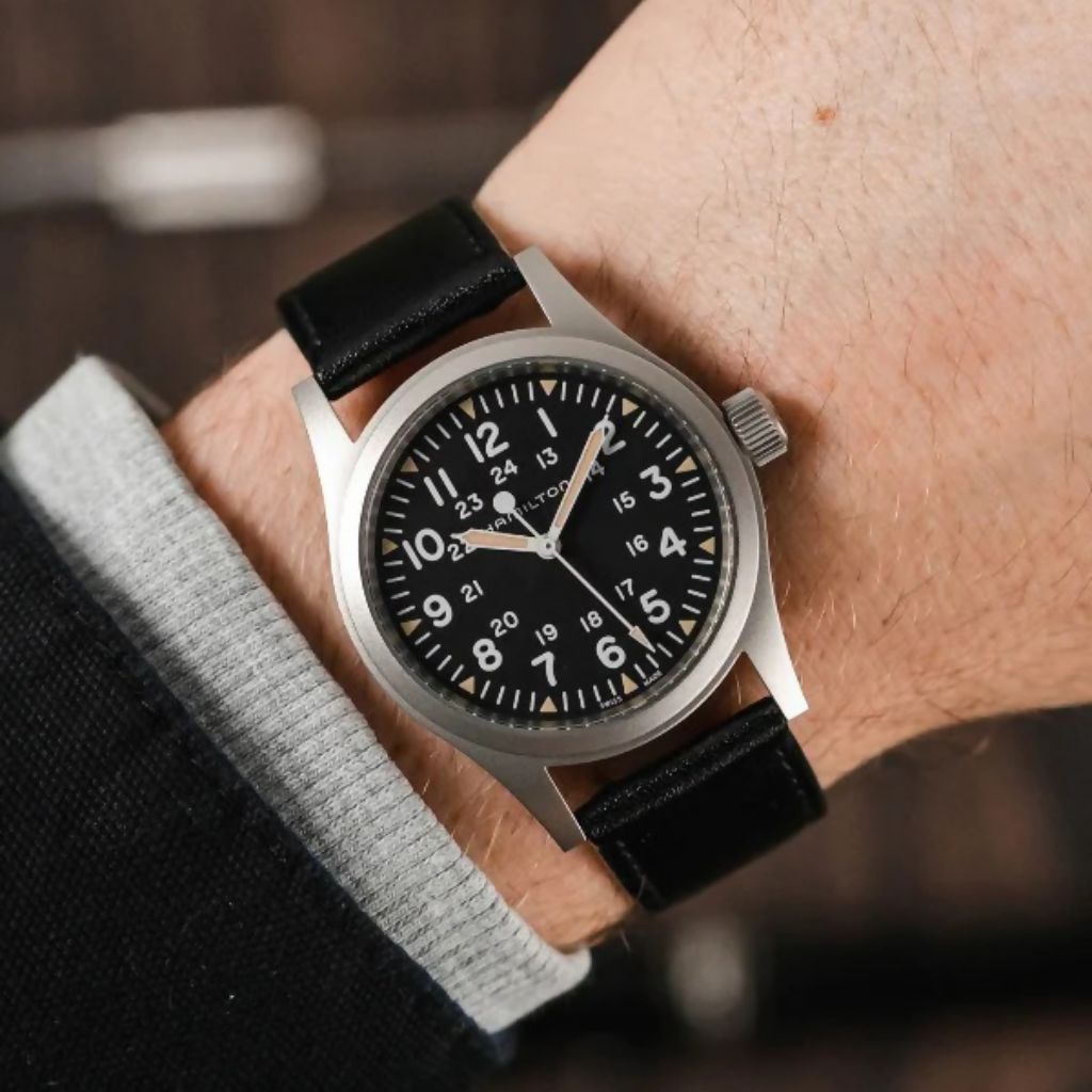 حزام أوزوريس سريع الفك من الجلد الأسود