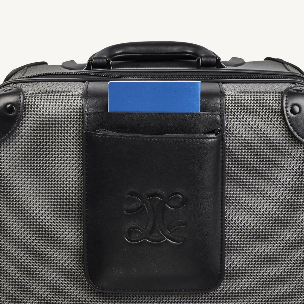 حقيبة نيوما السوداء المحمولة