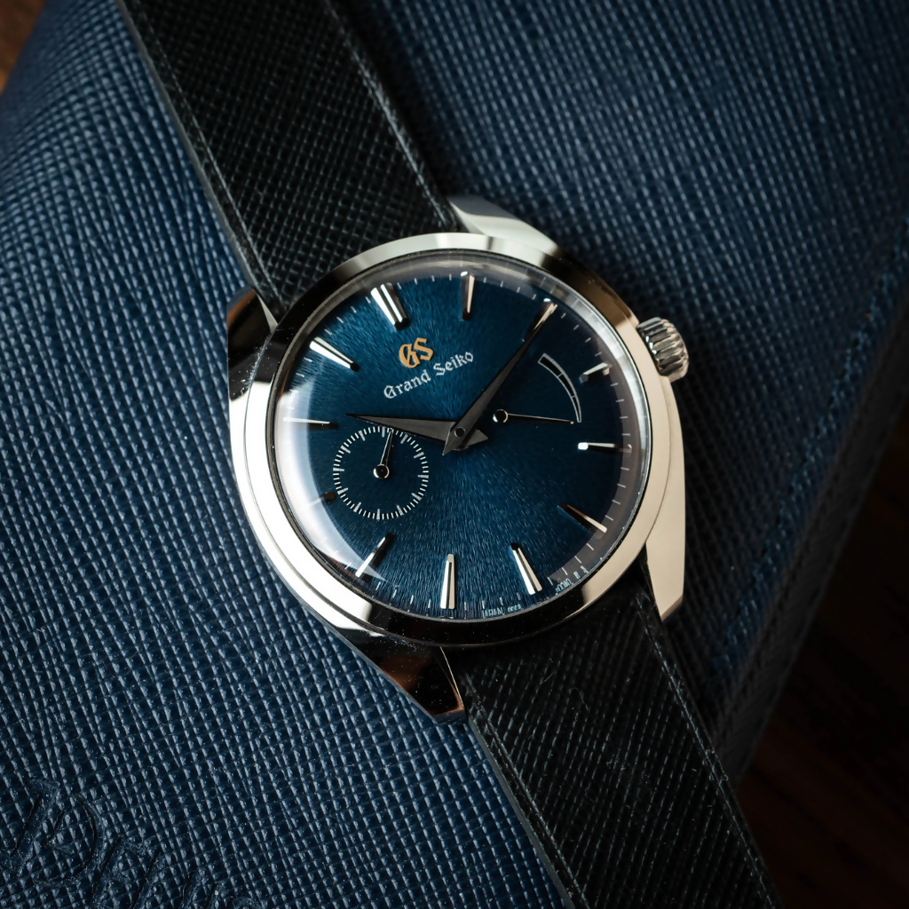 حزام سافيانو أسود بدون خياطة