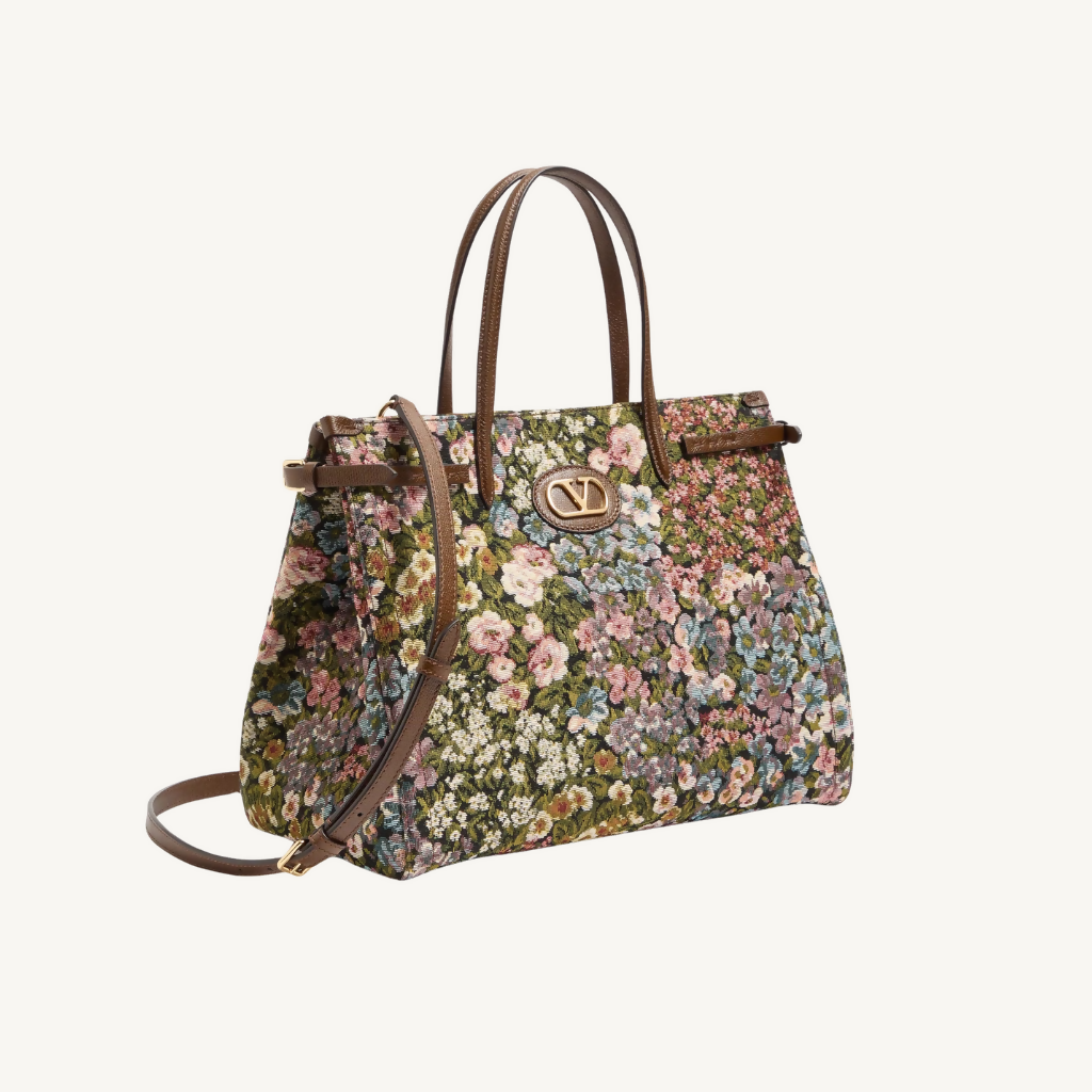 Antibes Medium Shopping Bag in Apres L'Hiver