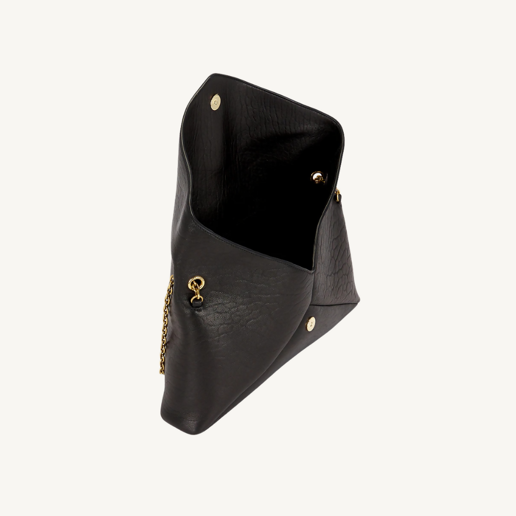 Cassandre Pouch On Chain