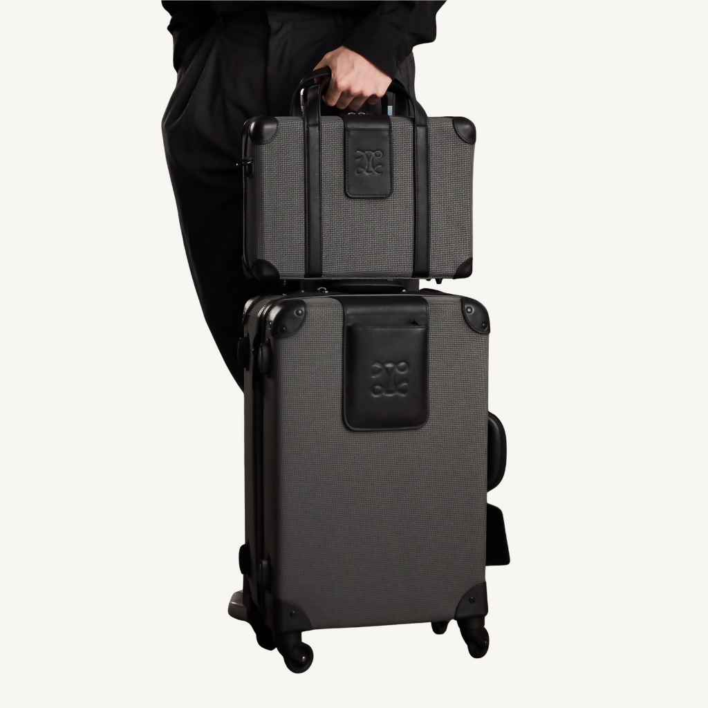 حقيبة نيوما السوداء المحمولة