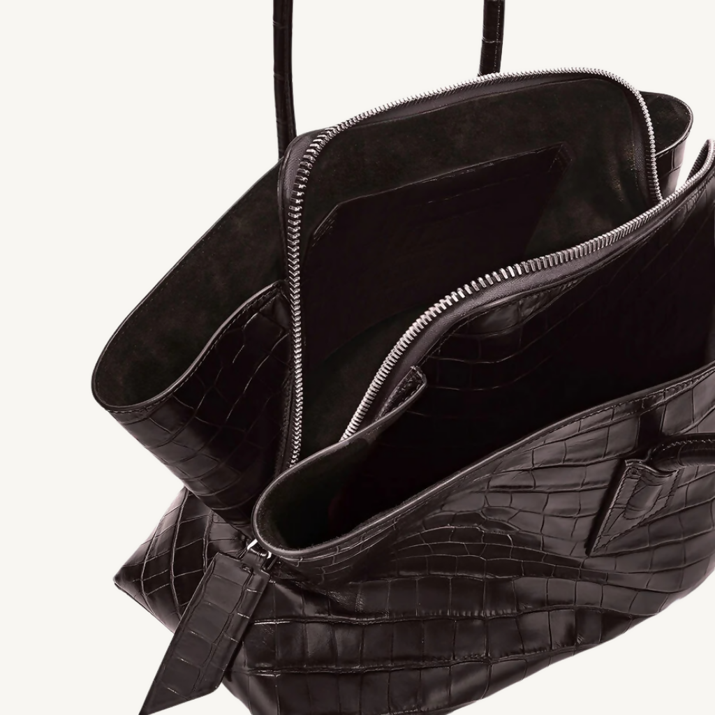 La Passeggiata Medium Bag