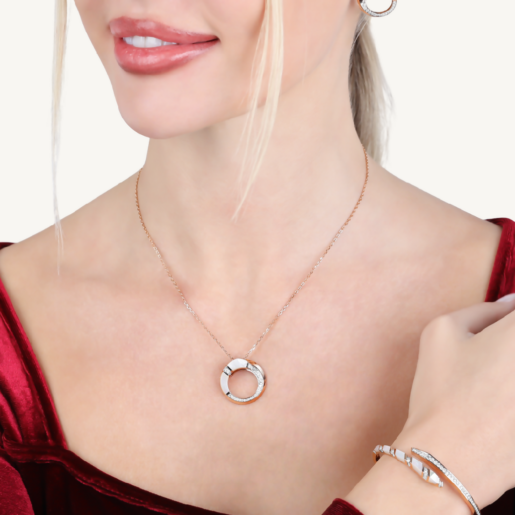 Angelina Mother of Pearl Necklace