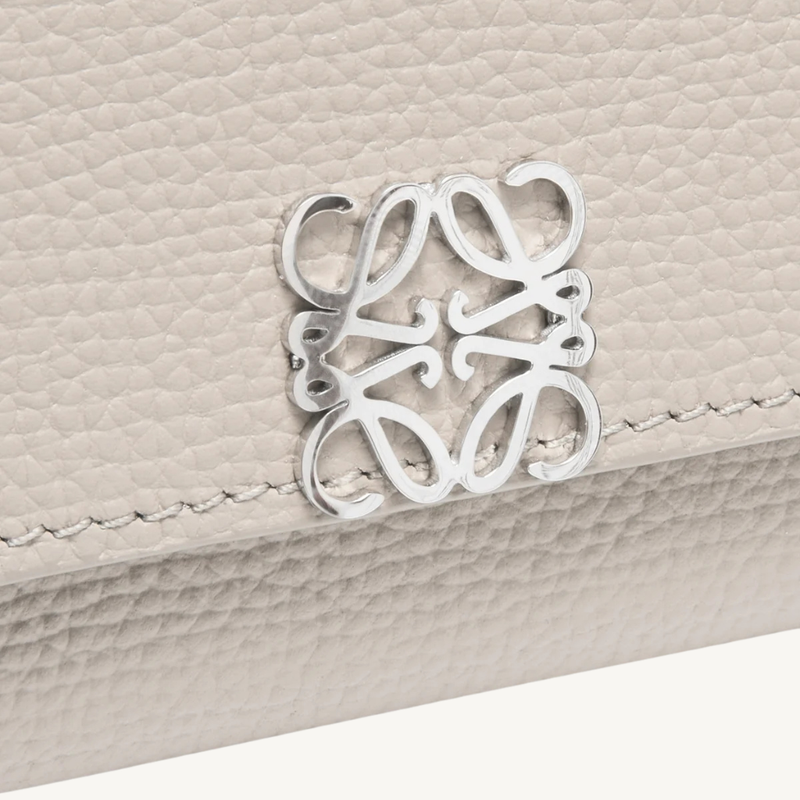 Anagram Small Vertical Walle