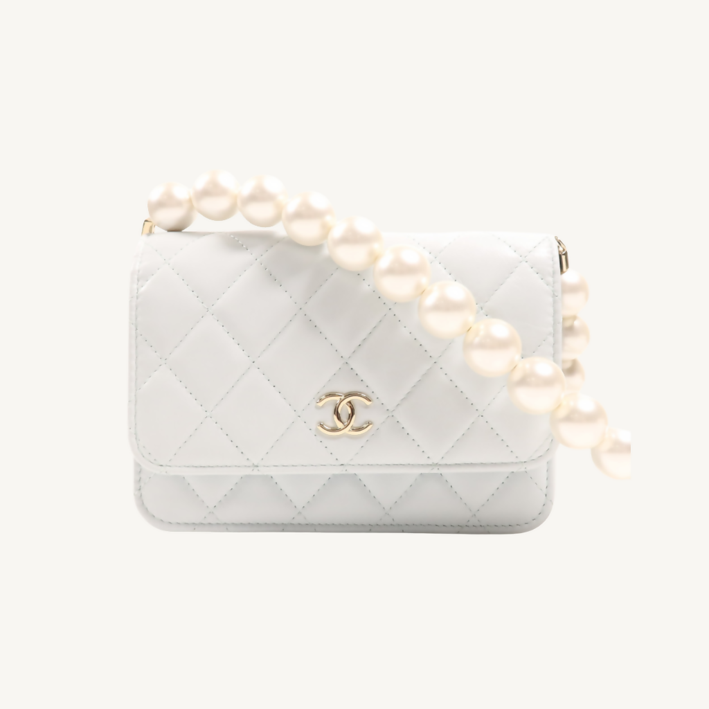 Matelassé Mini Pearl Wallet on Chain