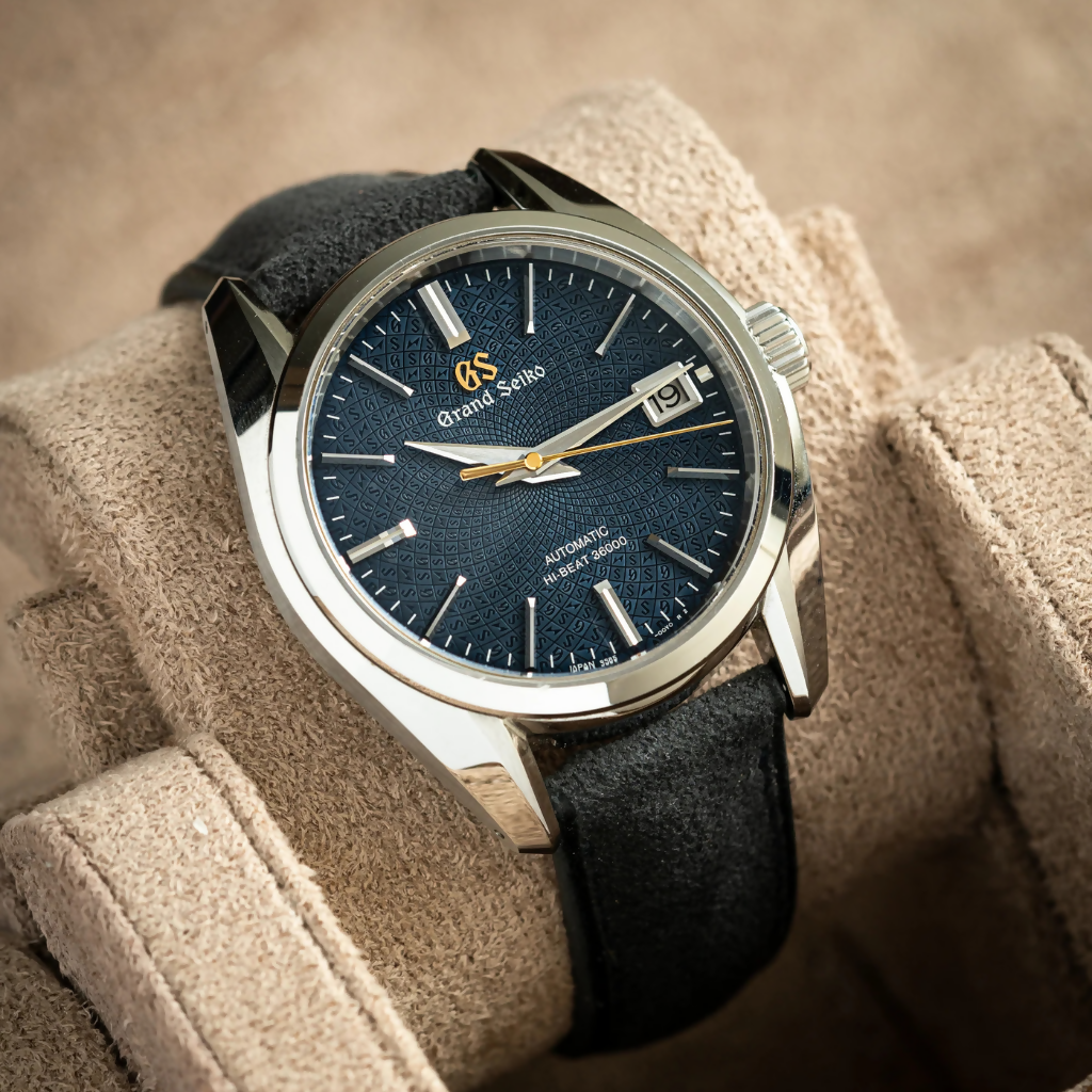 Dark Grey Alcantara Signature Strap