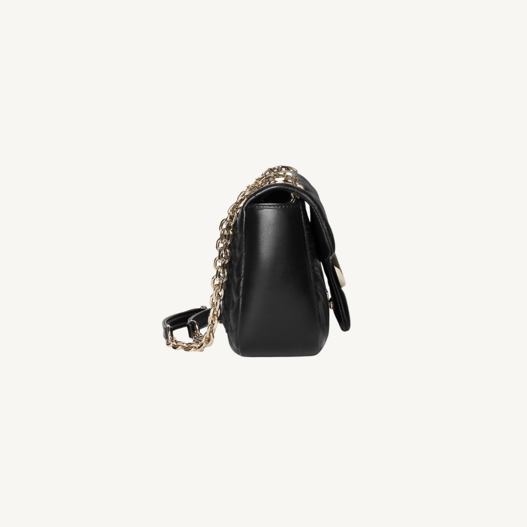GG Marmont Medium Shoulder Bag
