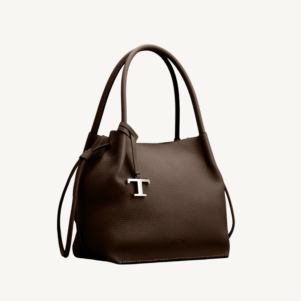 Bucket Bag in Leather Medium