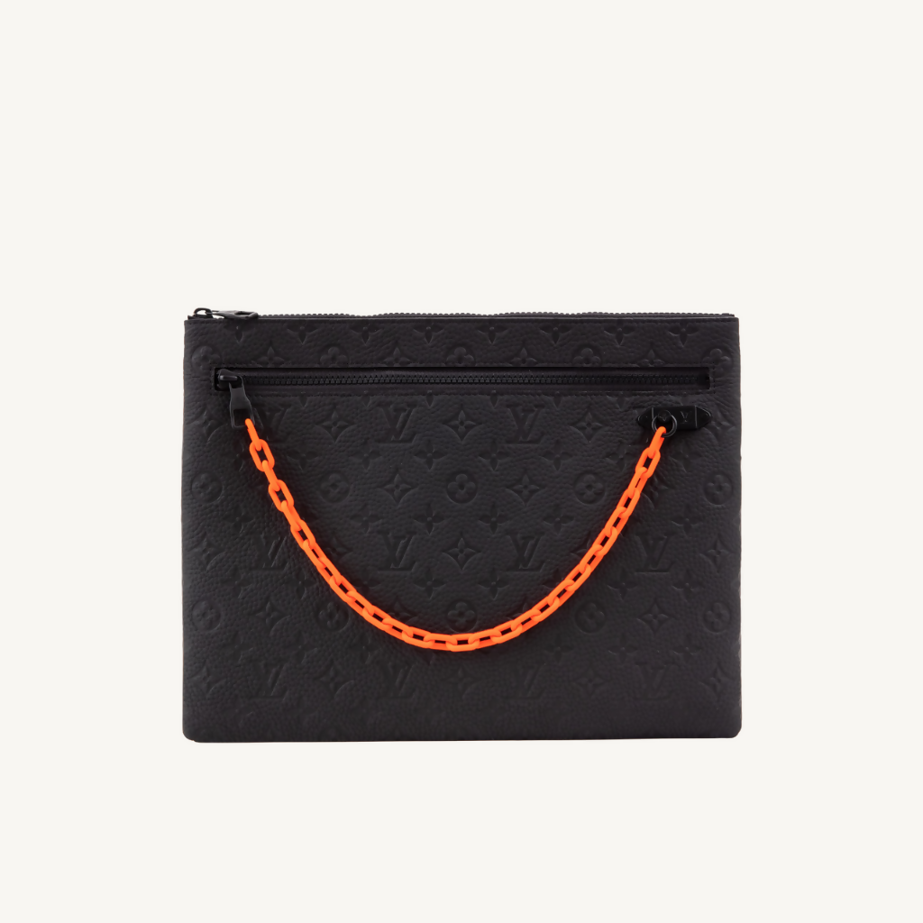 Taurillon Monogram Pochette